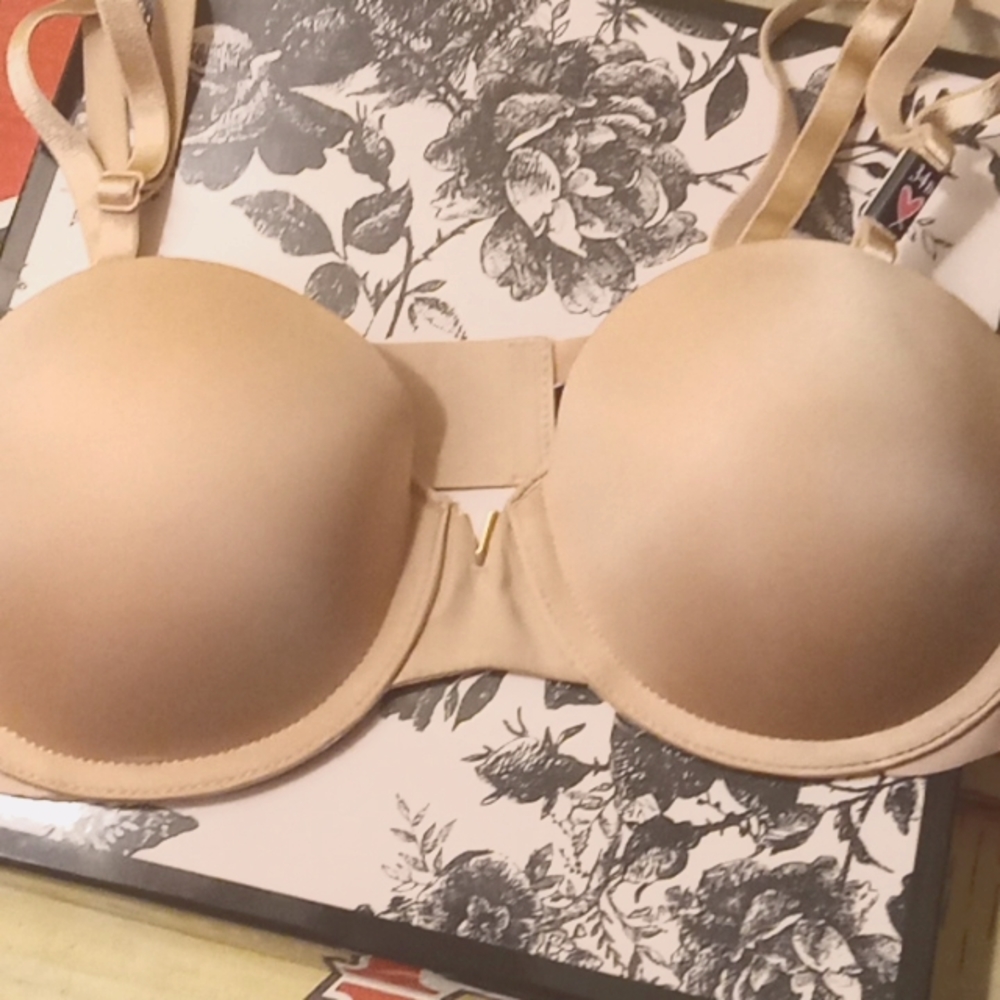 Victoria's Secret 34b NWT